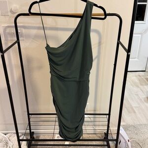 Express One-Shoulder Dress in Deep Green